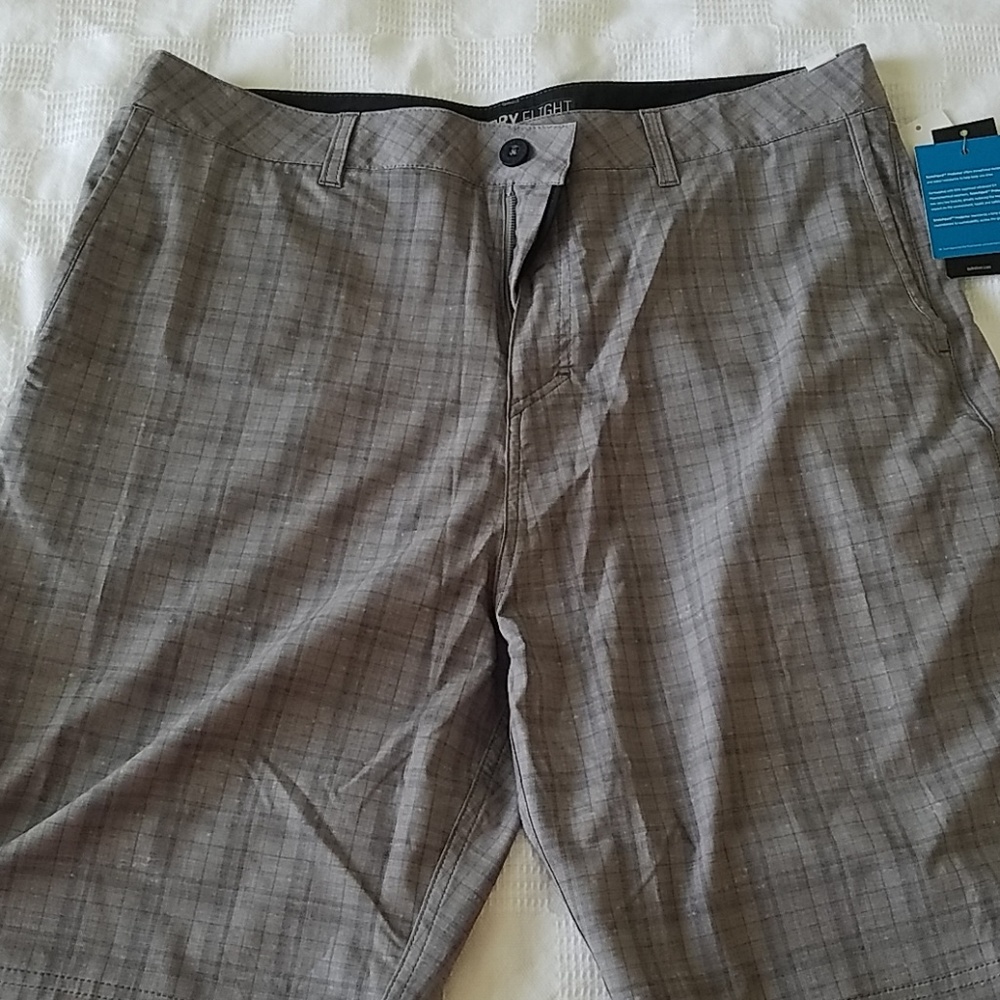 Mens Quiksilver shorts size 38